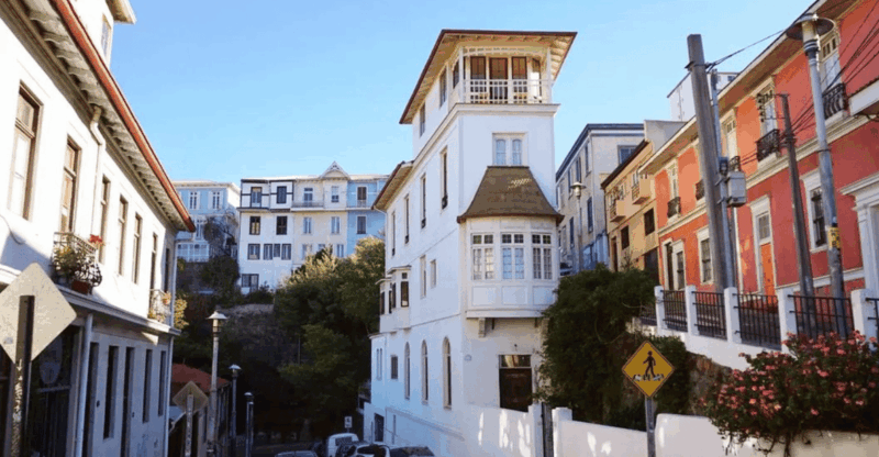 Valparaíso: Private Full Day Sightseeing Tour - Itinerary Highlights