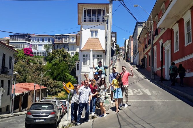 Valparaiso Private Tour and Wine Tasting - Meeting and Pickup