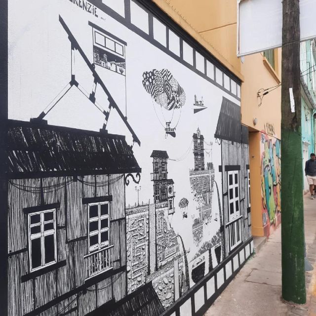 Valparaiso: Tour,Elevator,Open Sky Gallery,Historical Center - Experience Highlights