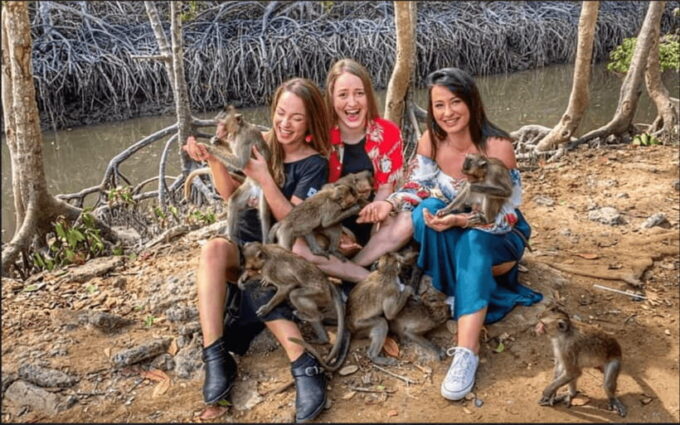 Vam Sat Biosphere & Monkey Island Tour From Sai Gon - Savoring the Local Seafood and Mangoes
