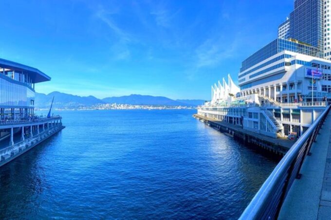Vancouver 7 Hours Airport Layover Citytour Private - Language Support