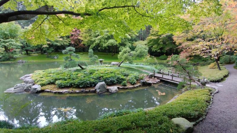 Vancouver: Botanical Gardens Tour and Museum of Anthropology - Inclusions