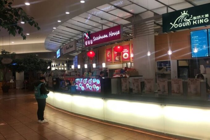 Vancouver Branded Shopping Tour Private - Personalized Attention From Guides