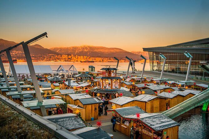 Vancouver Christmas Lights Karaoke Trolley Tour - Key Points