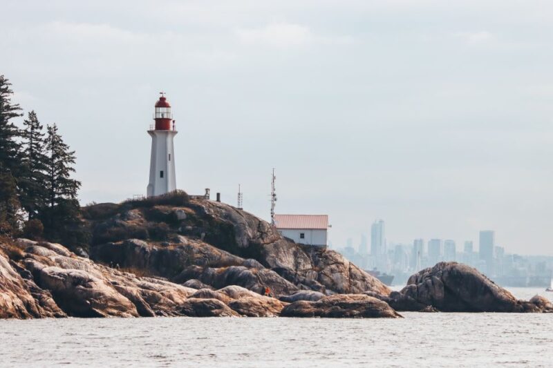 Vancouver: City and Nature Sightseeing RIB Tour - Tour Experience