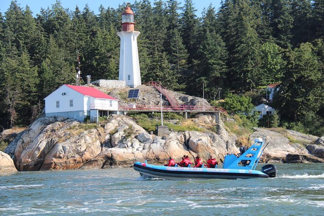 Vancouver City and Seals Scenic Boat Tour by Vancouver Water Adventures - Knowledgeable Local Guide