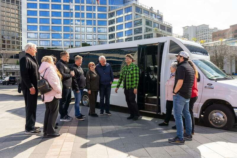 Vancouver: City Sightseeing Bus & Boat Tour - Key Points