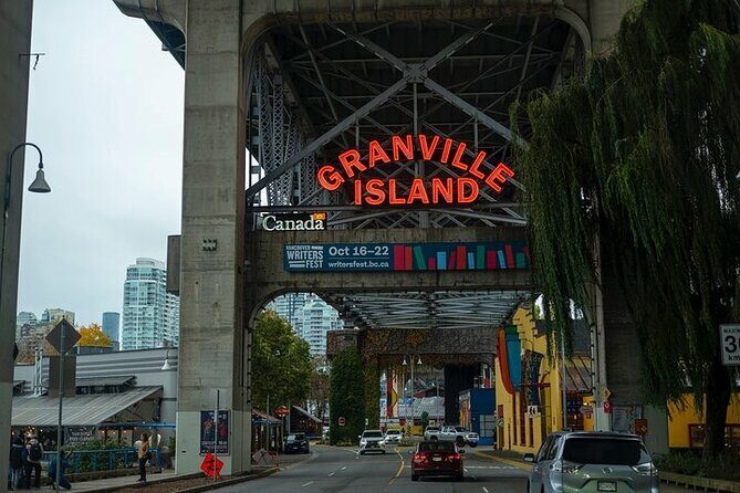 Vancouver City Tour to Experience Sea Sky and Land- private tour - FAQs