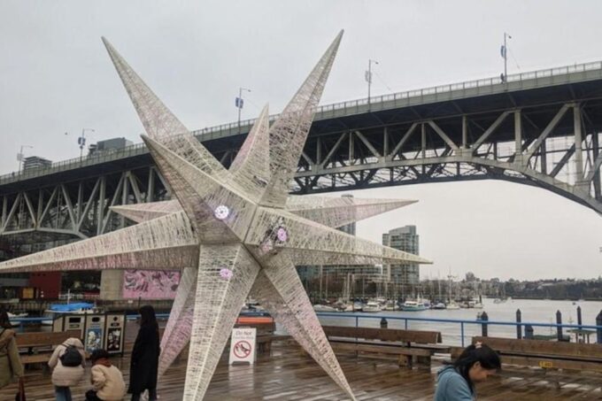 Vancouver City Tour With Flyover Canada & Vancouver Lookout - Granville Public Market