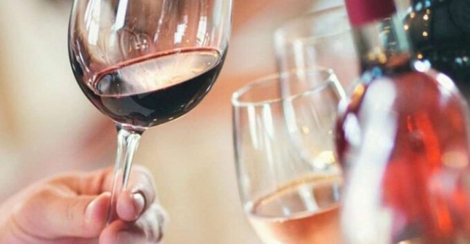 Vancouver City Tour With Grand Lunch and Wine - Booking Information