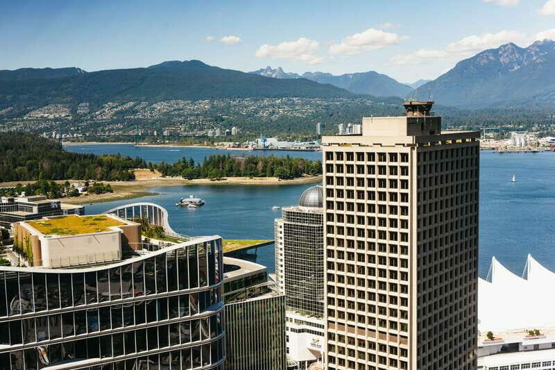 Vancouver: Entry Ticket for the Vancouver Lookout - The Value and the Experience