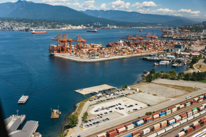Vancouver: Entry Ticket for the Vancouver Lookout - Customer Ratings and Feedback