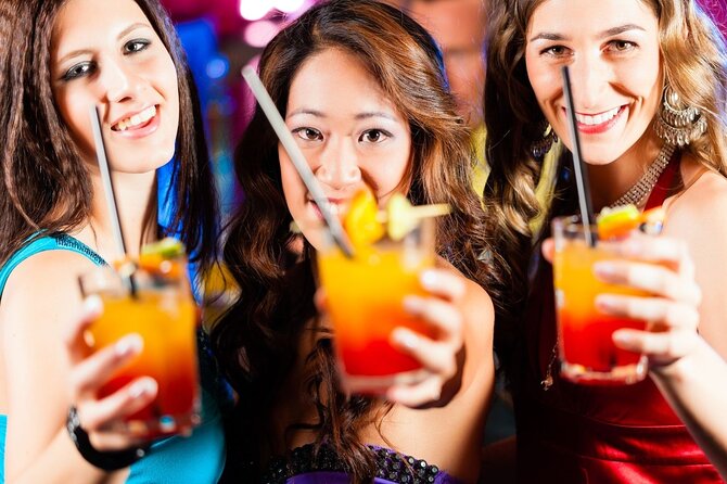 Vancouver Evening 4 Hours Tour With Night Life Attractions Private - Professional Driver and Guide