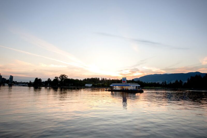 Vancouver: Evening Cruise With Dinner Buffet - Key Points