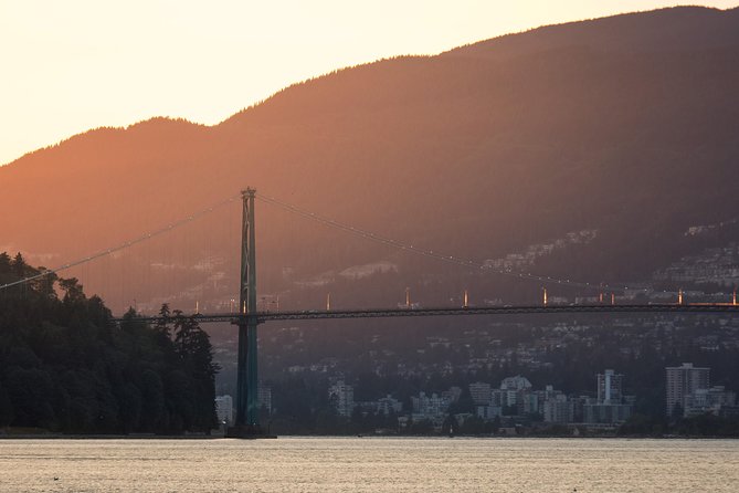 Vancouver Evening Dinner Cruise - Group Size and Vessel Information