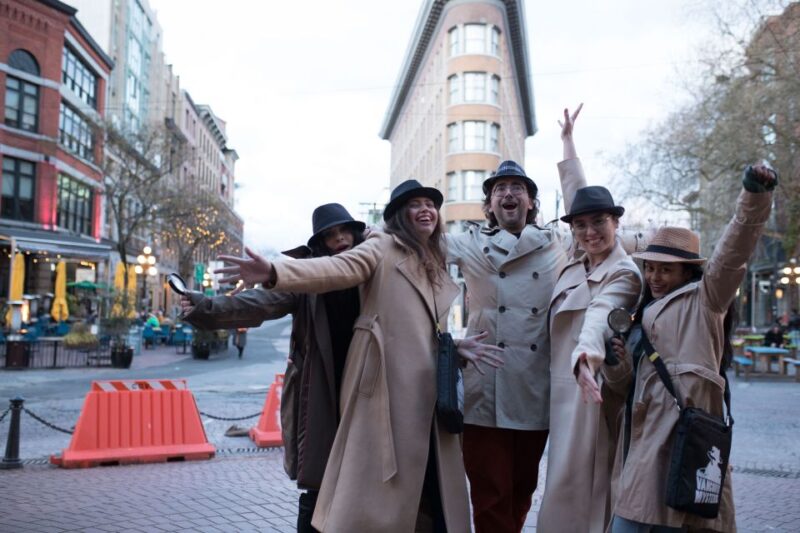 Vancouver: Explore Gastown With an Outdoor Murder Mystery - Key Points