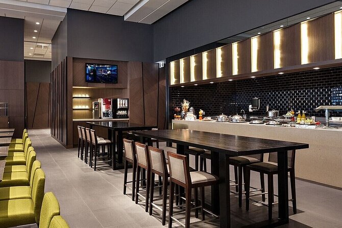 Vancouver International Airport Plaza Premium Lounge - Included Services