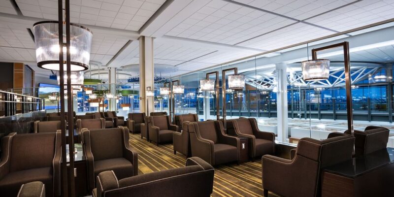 Vancouver International Airport (YVR): Premium Lounge Entry - Lounge Experience and Amenities