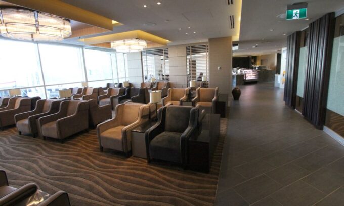 Vancouver International Airport (YVR): Premium Lounge Entry - Locations and Terminal Access
