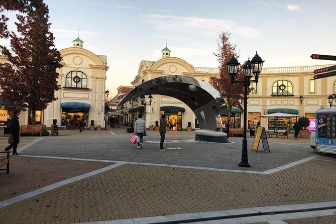 Vancouver Lay Over Shopping (Mc Arthurglen Designer Outlet Mall ) Tour Private - Meeting and Pickup Details
