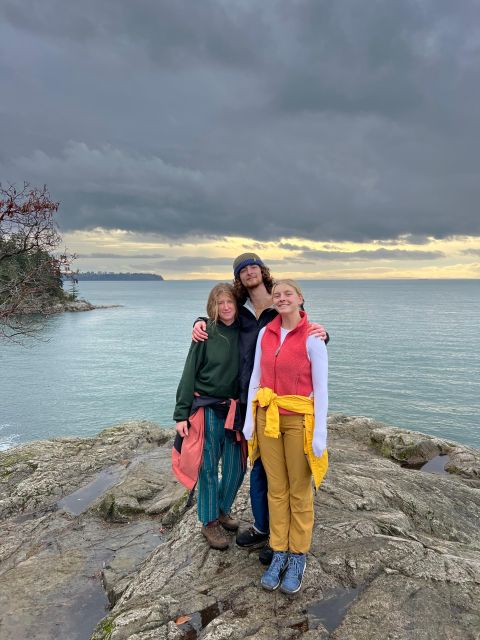 Vancouver: Lighthouse Park Hike - Hiking Trails and Forests