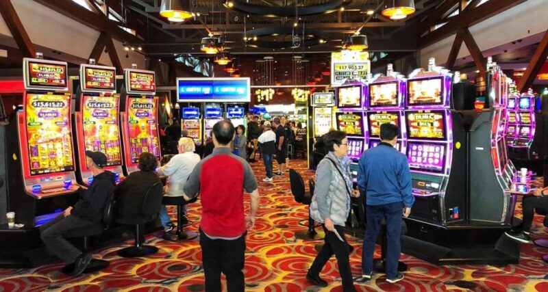 Vancouver Night Life and Casino Private Tour - Itinerary Highlights