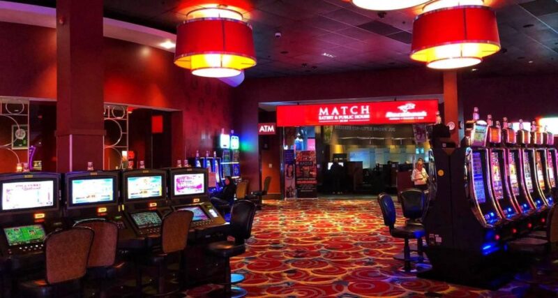 Vancouver Night Life and Casino Private Tour - Inclusions