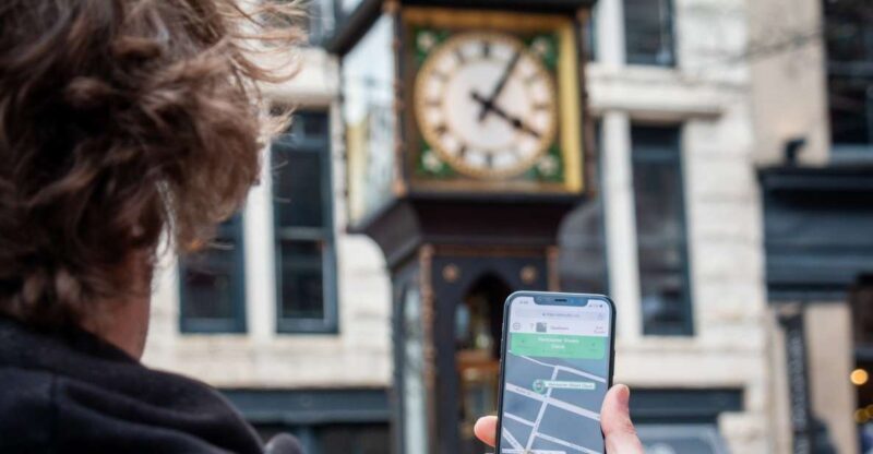 Vancouver: Self-Guided Smartphone Walking Tour of Gastown - Participant Requirements