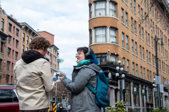 Vancouver: Self-Guided Smartphone Walking Tour of Gastown - Exploring Gastown
