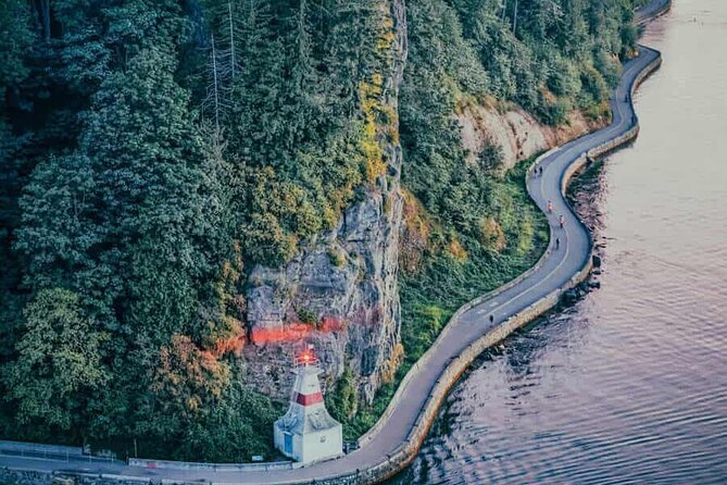 Vancouver Sightseeing and Capilano Suspension Bridge Mandarin/Eng - Meeting and End Point
