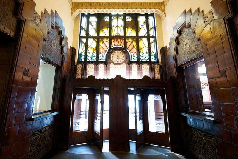Vancouver: The Sinners and Sweets Tour - An Introduction to Vancouver’s Hidden Stories and Architectural Gems