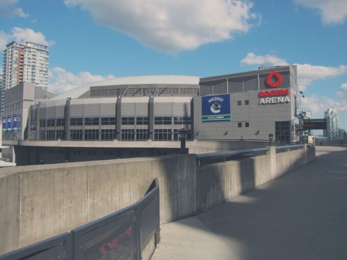 Vancouver: Vancouver Canucks Ice Hockey Game Ticket - Convenient Mobile Ticketing