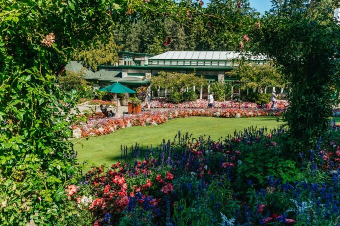 Vancouver: Victoria, Gulf Islands Cruise, & Butchart Gardens - Booking Information