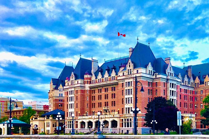 Vancouver->Victoria Tour | Visit Craigdarroch Castle and Butchart Garden Private - Marveling at Butchart Gardens