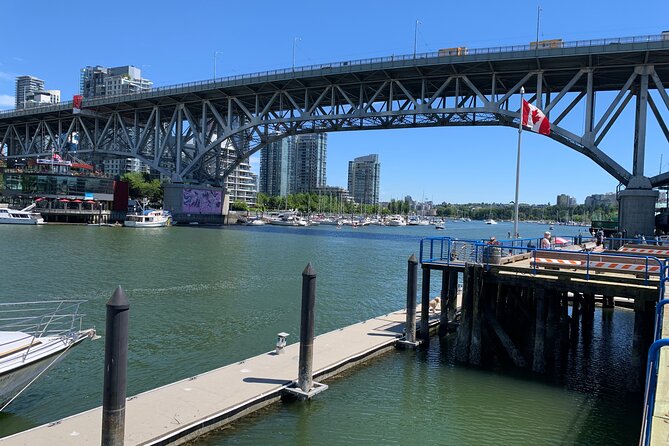Vancouver Waterfront Guided Bike / Ebike Tour - Personalized Experience