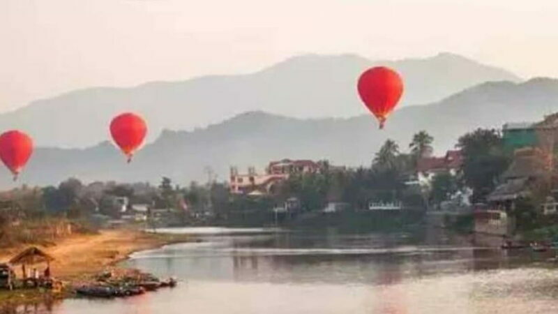 Vang Vieng: Hot Air Balloon Ride with City Hotel Pickup - Who Will Love This Tour?