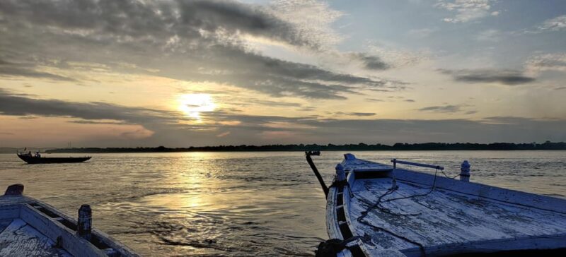 Varanasi: 2-Day Private Guided Tour With Boat Ride - Key Points