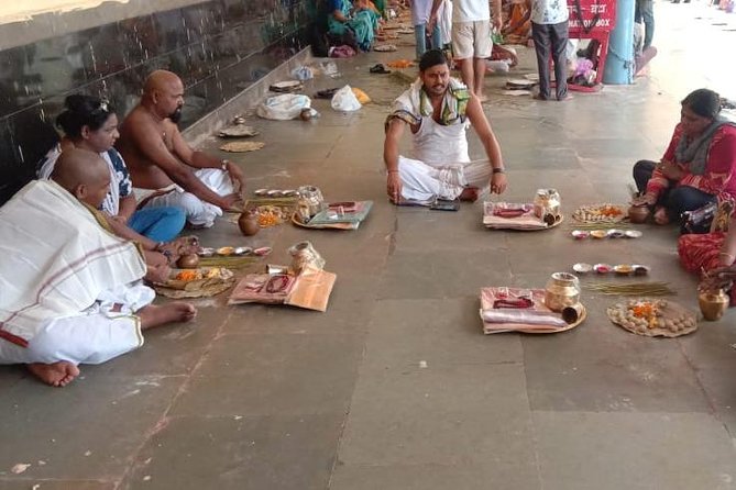 Varanasi - Allahabad - Gaya Tour - 4n5d - Transportation and Accommodation
