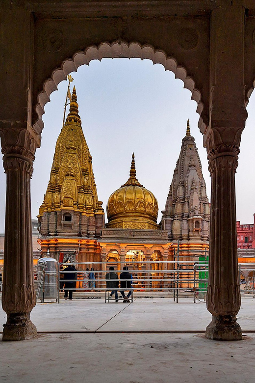 Varanasi Cultural & Historical City Tour With Ganges Cruise - Key Points