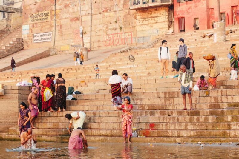 Varanasi Highlights. 1 Day Tour - Early Morning Boat Tour