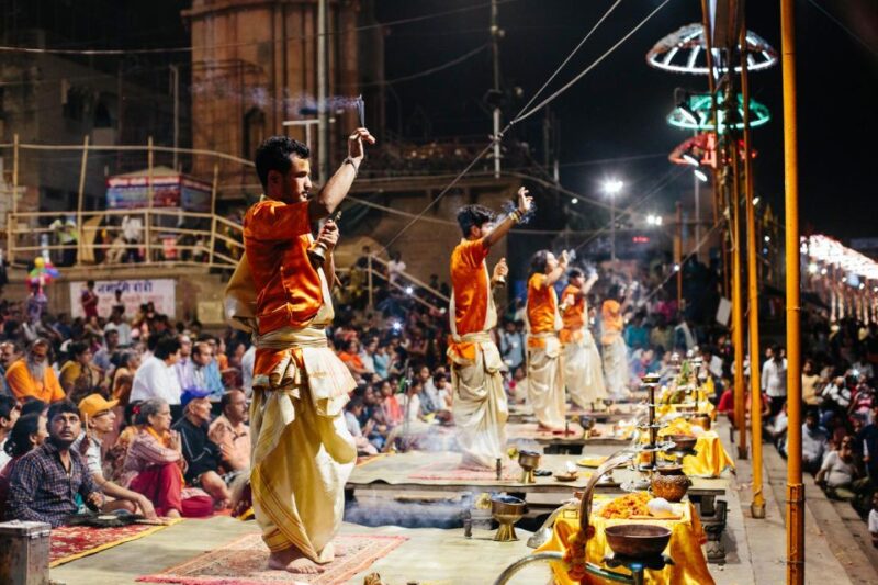 Varanasi Highlights. 1 Day Tour - Exploration of Sacred Sites