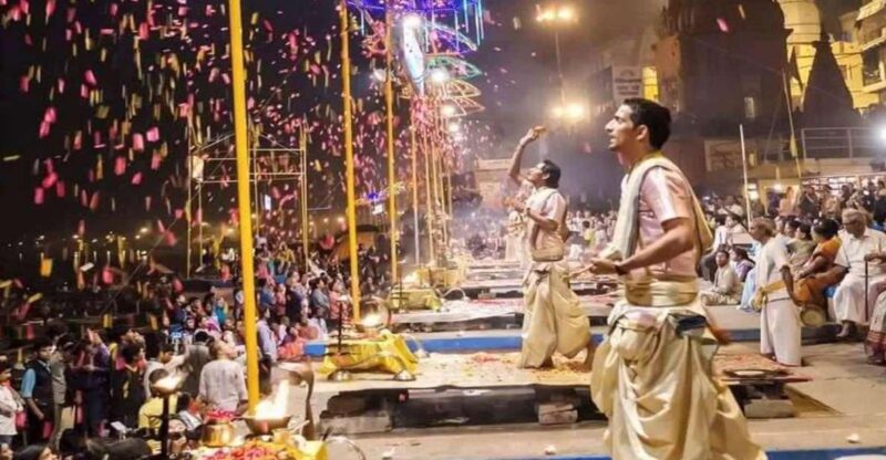 Varanasi: Night Boat Ride, Aarati Ceremony and Dinner - Experience Highlights