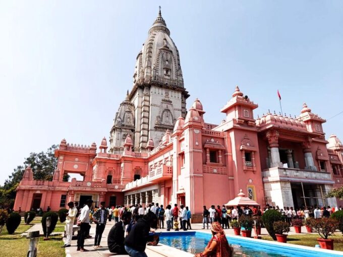 Varanasi : Private Sightseeing Day Trip & Ganges Cruise - Important Information and What to Bring