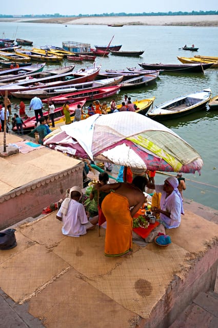 Varanasi Sunrise Boat Tour - Boat Ride on the Ganges River