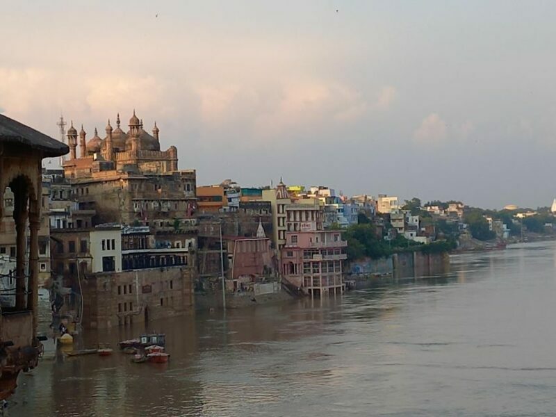 Varanasi: Sunrise Boat Tour with Arti Ceremony - Key Points
