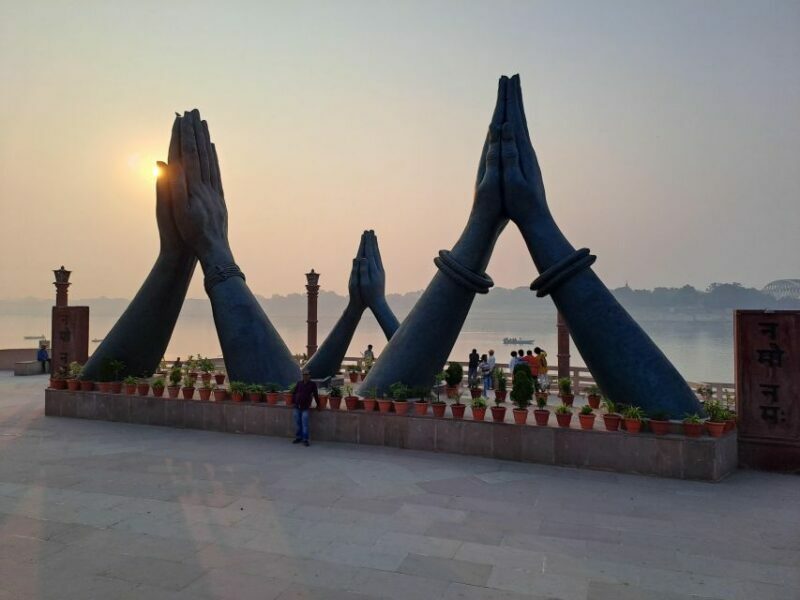 Varanasi: Sunrise Boat Tour with Arti Ceremony - The Experience Beyond the Boat