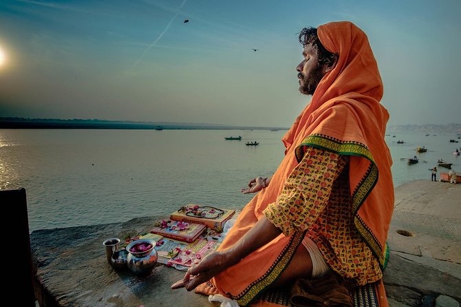 Varanasi Tour in 2 Days Without Accommodation - Day 1 Itinerary