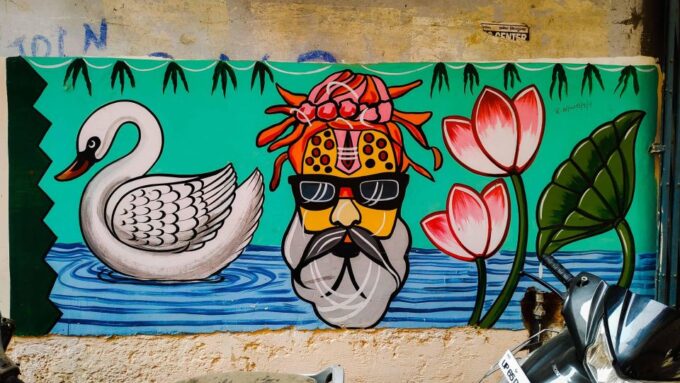 Varanasi Walking and Heritage Tour - Exploring Varanasis Culture and Architecture