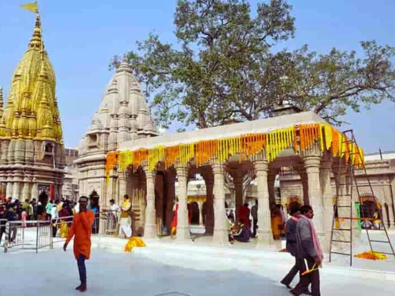 Varanasi Walking Tour With Local Snacks - Booking and Availability
