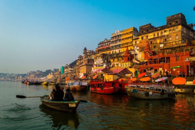 Varansi: Day Tour to Sarnath With Boating and Ganga Aarti - Exploring Sarnath